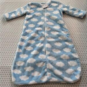 H B Cloud-Print Blue Sleep Sack for Kids Cozy Zippered Sleeper Size 6-12M